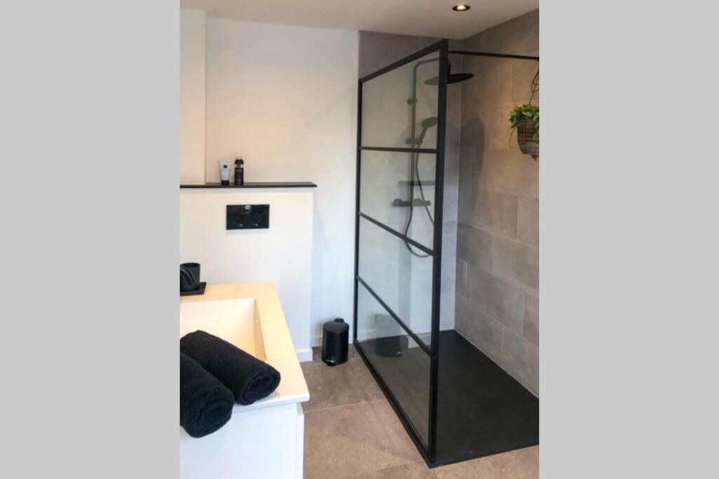 Cabine D'O - Nieuw Appartement Dichtbij Zee! Остенде Екстериор снимка